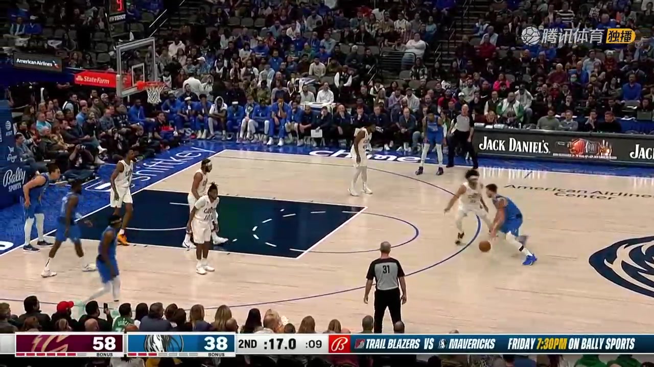 魔術(shù)師附體！東契奇神仙不看人背傳 畢竟周最佳助攻TOP10！