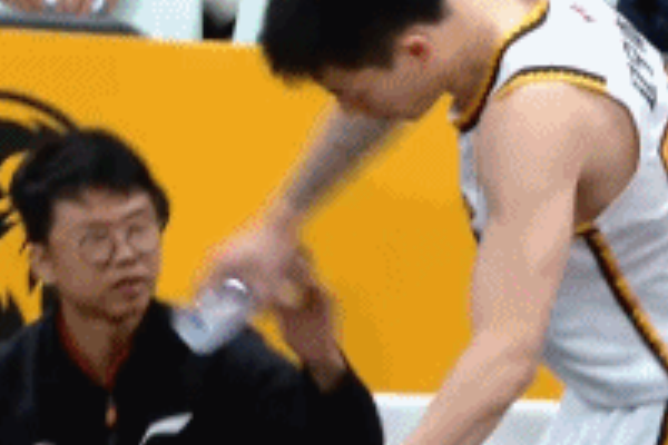  廣廈逆襲！遼寧男籃新賽季首戰(zhàn)失利遭遇慘敗