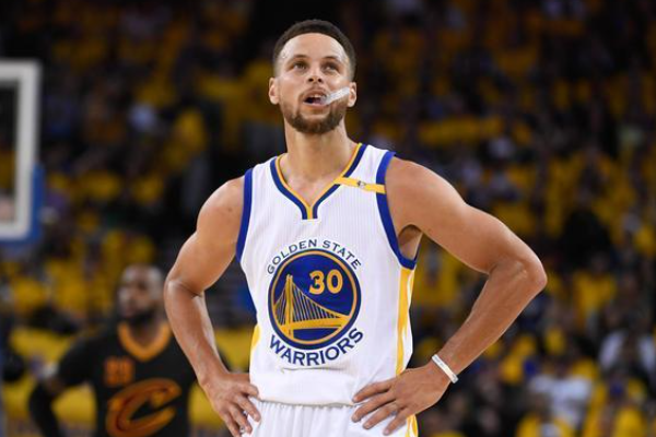 籃球比賽中六種防守戰(zhàn)術(shù)是什么？